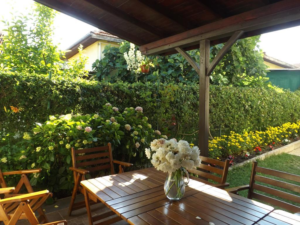 אקהטופול Guest House Hiora מראה חיצוני תמונה