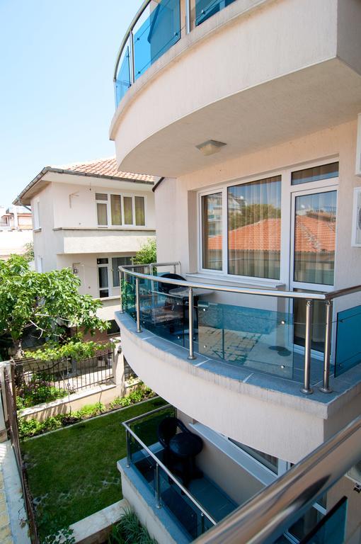 אקהטופול Guest House Hiora מראה חיצוני תמונה